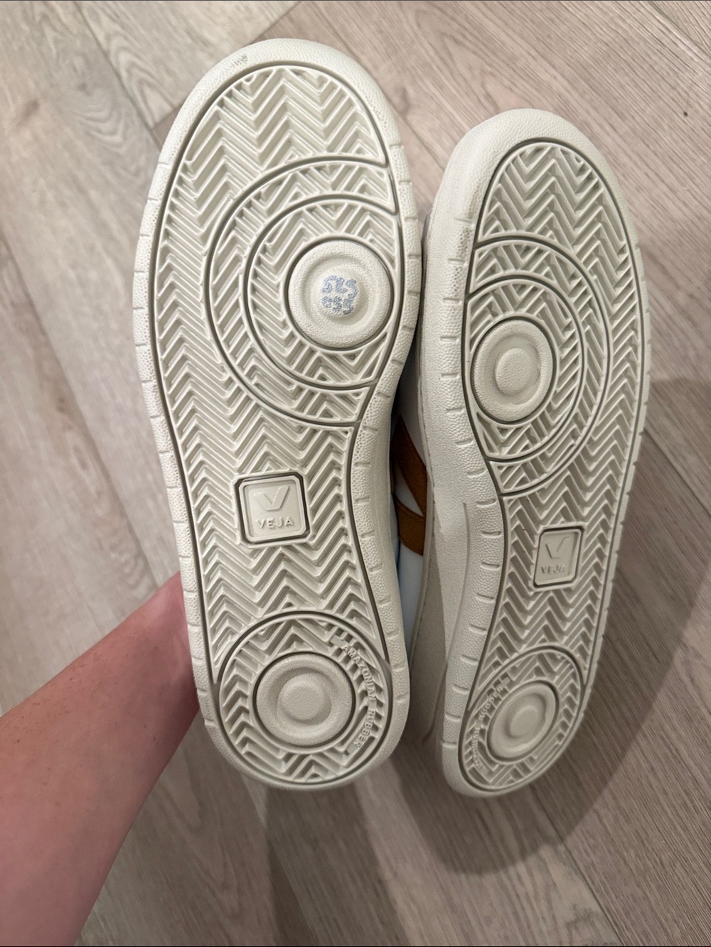 Veja URCA CWL WHITE CAMEL - Picture 6 of 7